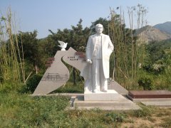 艺术碑雕|青山绿水间，傅作义将军留想碑熠熠生辉